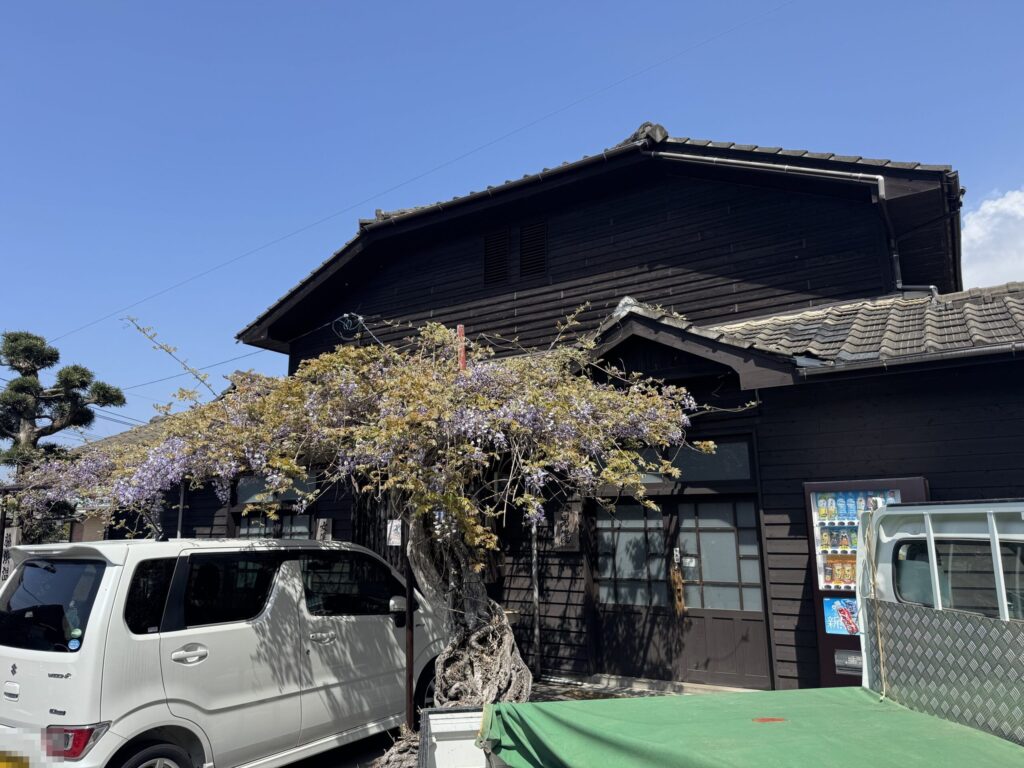 脇浜温泉浴場の外観